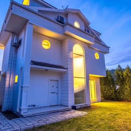 Villa Oludeniz 4 Bedroom Fethiye