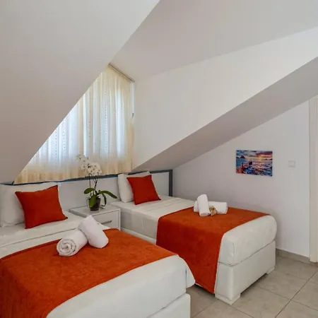 Villa Oludeniz 4 Bedroom 2902