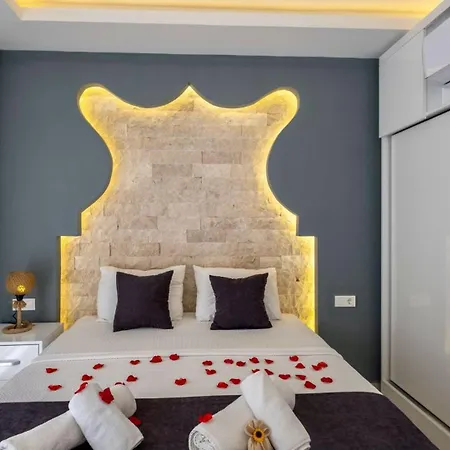 Oludeniz 4 Bedroom 2902 Villa